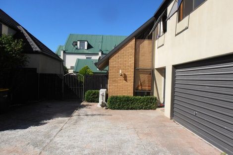 Photo of property in 2/39 Rhodes Street, Merivale, Christchurch, 8014