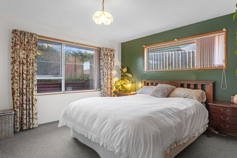 Photo of property in 106 Hawke Street, New Brighton, Christchurch, 8083