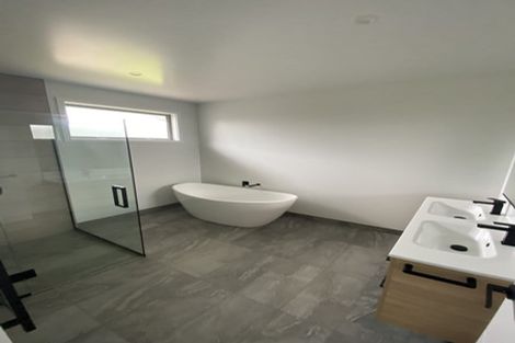 Photo of property in 8 Jag Way, Tinwald, Ashburton, 7700