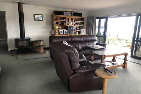 Photo of property in 49 Titri Road, Waihola, Outram, 9073