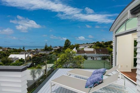 Photo of property in 1/40 Beulah Avenue, Rothesay Bay, Auckland, 0630