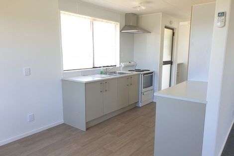 Photo of property in 42 Parakai Avenue, Parakai, 0830