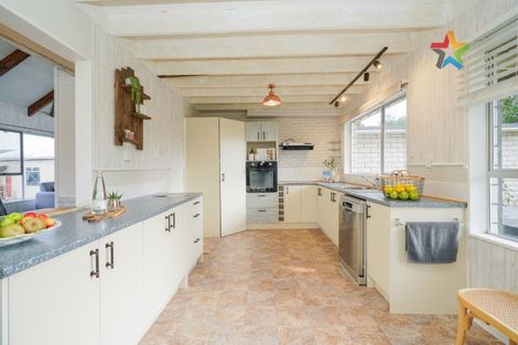 Photo of property in 49 Knutsford Road, Otautau, 9610