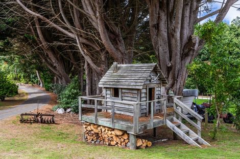 Photo of property in 137 Mapara Road, Acacia Bay, Taupo, 3385