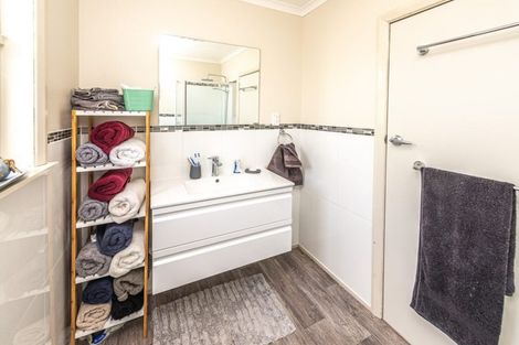 Photo of property in 1 Toi Street, Tawhero, Whanganui, 4501