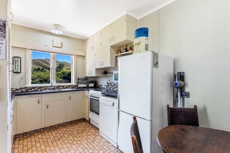 Photo of property in 10 Elizabeth Street, Pukerua Bay, 5026