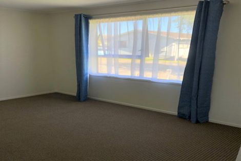 Photo of property in 2/10 Taitimu Drive, Weymouth, Auckland, 2103