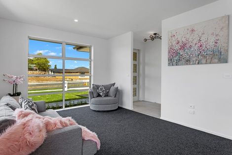 Photo of property in 13 Kakariki Drive, Coastlands, Whakatane, 3120