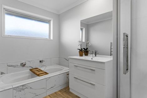 Photo of property in 22 Andesite Drive, Rolleston, 7614