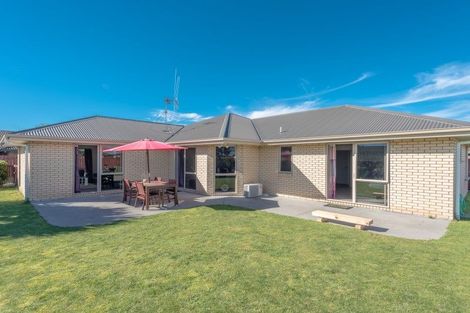 Photo of property in 10 Alderwick Place, Rototuna North, Hamilton, 3210