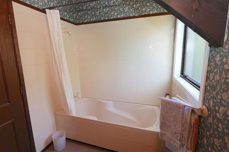 Photo of property in 34 Wychwood Crescent, Springfield, Rotorua, 3015