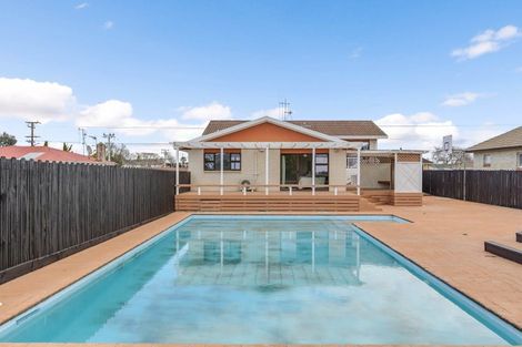 Photo of property in 214 Studholme Street, Morrinsville, 3300