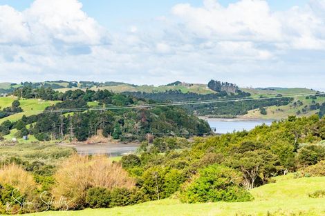 Photo of property in 7 Te Opi Road East, Whakapirau, Maungaturoto, 0583