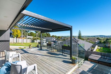 Photo of property in 11 St Julia Court, Helensville, 0800