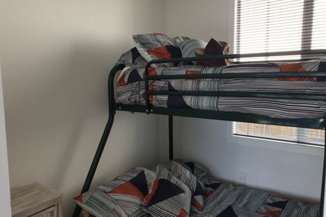 Photo of property in 114 Sixth Avenue, Urenui, 4377