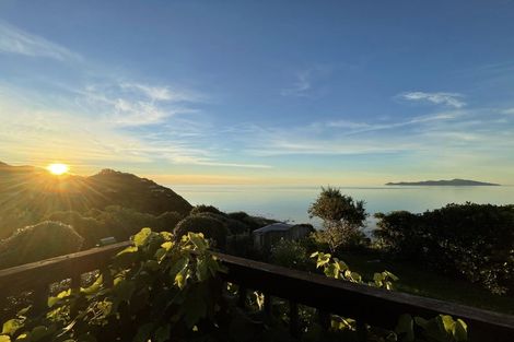 Photo of property in 1 Haunui Way, Pukerua Bay, 5026