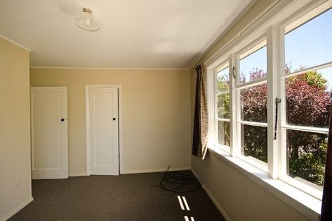 Photo of property in 17 Auburn Avenue, Upper Riccarton, Christchurch, 8041