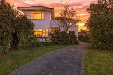 Photo of property in 17 Hamilton Avenue, Ilam, Christchurch, 8041