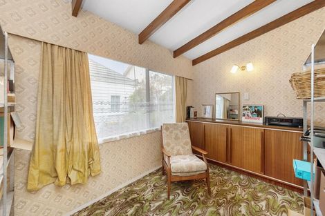 Photo of property in 452 Point Chevalier Road, Point Chevalier, Auckland, 1022