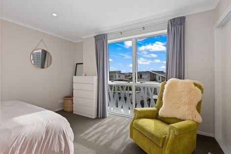 Photo of property in 10 Touhou Road, Hobsonville, Auckland, 0616