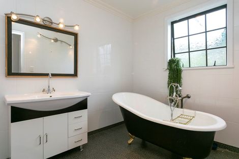 Photo of property in 46 Arrowsmith Avenue, Waipahihi, Taupo, 3330