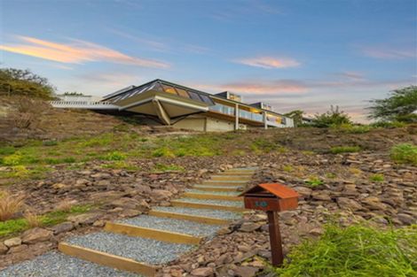 Photo of property in 2 Hobday Lane, Mount Pleasant, Christchurch, 8081