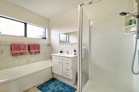 Photo of property in 16a Carter Drive, Pomare, Rotorua, 3015