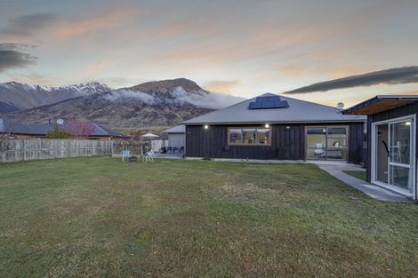 Photo of property in 20 Herries Lane, Lake Hayes, Queenstown, 9304