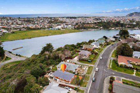 Photo of property in 35 Glendevon Place, Vauxhall, Dunedin, 9013