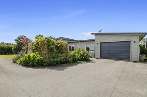 Photo of property in 81/81a Matarikoriko Road, Brixton, Waitara, 4382