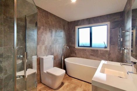 Photo of property in 74 Harrowglen Drive, Northcross, Auckland, 0630