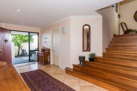 Photo of property in 15 Charles Street, Westshore, Napier, 4110
