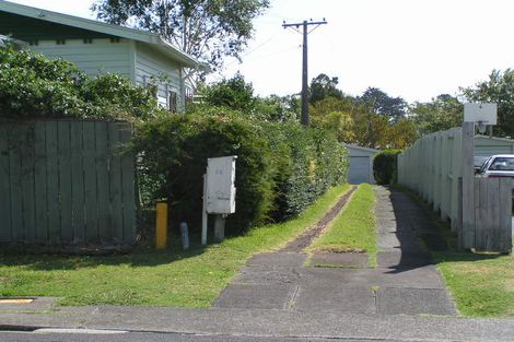 Photo of property in 36 Gladstone Road, Northcote, Auckland, 0627