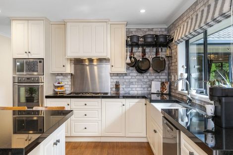 Photo of property in 61 Contour Avenue, Pyes Pa, Tauranga, 3112