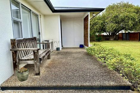 Photo of property in 22 Kettle Avenue, Awapuni, Palmerston North, 4412