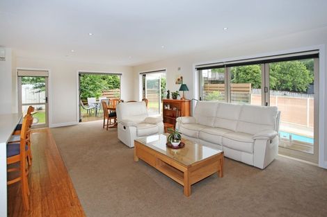 Photo of property in 10 Coulthard Terrace, Opaheke, Papakura, 2113