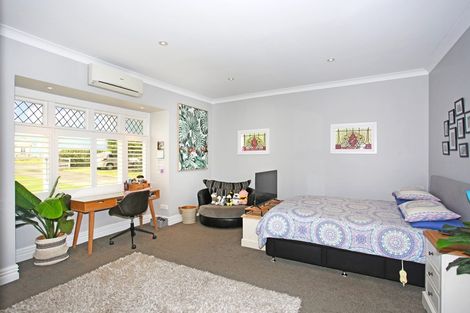 Photo of property in 74 Ponga Road, Opaheke, Papakura, 2584