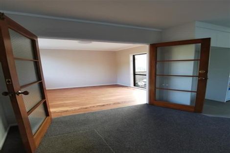 Photo of property in 11 Freyberg Place, Howick, Auckland, 2014