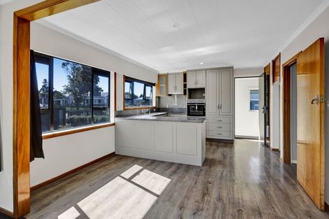 Photo of property in 61 Stanners Street, Eltham, 4322