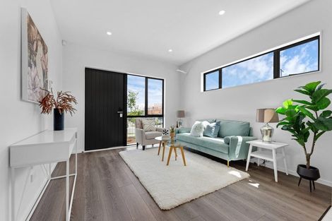 Photo of property in 7 Greenbrier Street, Westgate, 0814