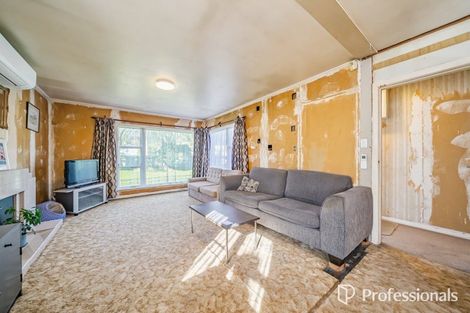 Photo of property in 8 Chittick Street, Stokes Valley, Lower Hutt, 5019