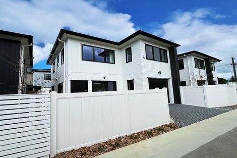 Photo of property in 15c Renata Crescent, Te Atatu Peninsula, Auckland, 0610