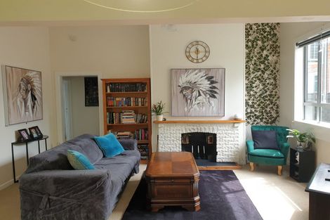 Photo of property in 25 Gaine Street, New Plymouth, 4310