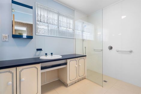 Photo of property in 17a Pinotage Place, Huapai, Kumeu, 0810