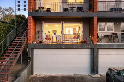 Photo of property in 1/6 Saratoga Avenue, Herne Bay, Auckland, 1011