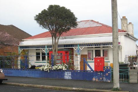 Photo of property in 17 Cashel Street, South Dunedin, Dunedin, 9012