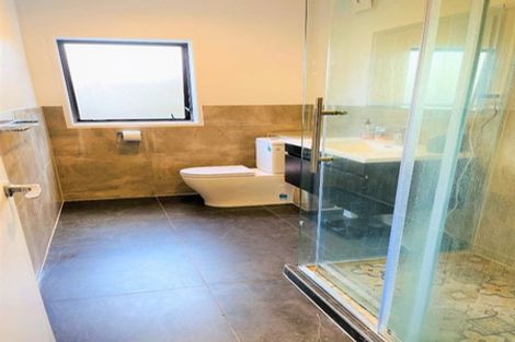 Photo of property in 54 Spence Road, Henderson, Auckland, 0612