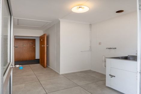 Photo of property in 71a Young Street, New Plymouth, 4310