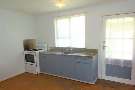 Photo of property in 36 Pratt Avenue, Foxton Beach, Foxton, 4815