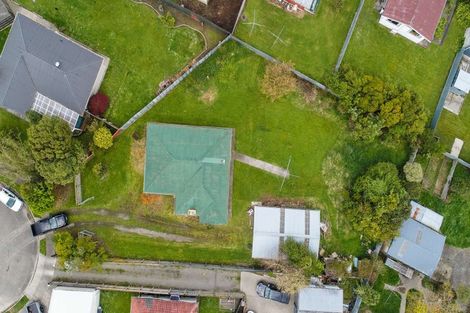 Photo of property in 8 Waterford Place, Westbrook, Palmerston North, 4412